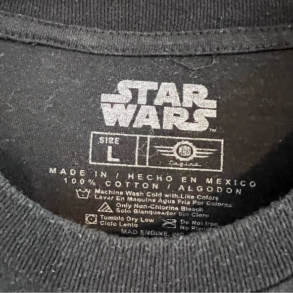 Star Wars Christmas Seasons Greetings from the Skywalkers Size Large Tee Shirt - Picture 5 of 7